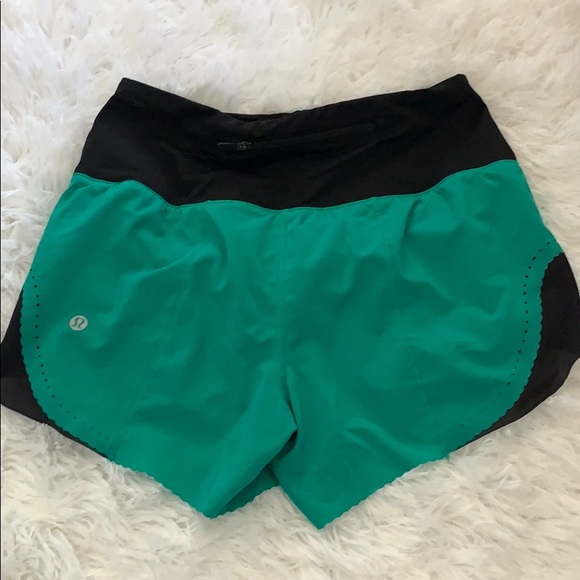 lululemon athletica Pants - Lululemon women’s size 2 shorts